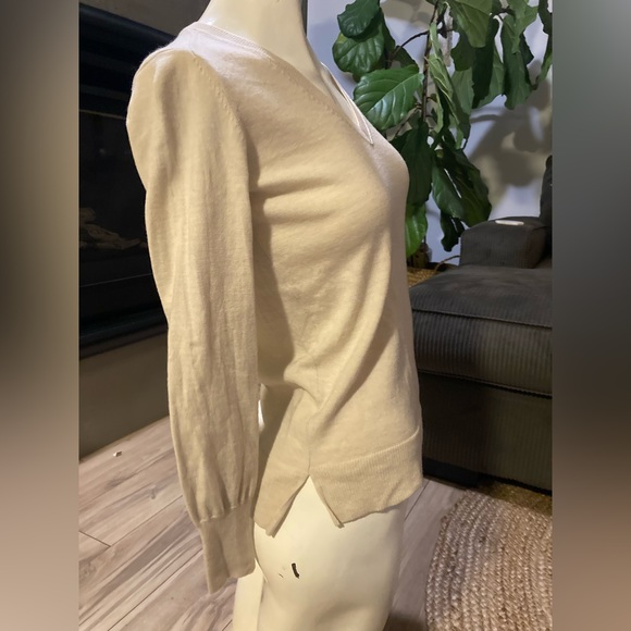 Banana republic merino wool top - Picture 4 of 4